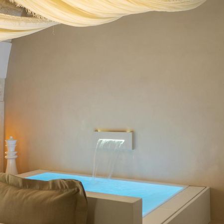Eurydice Suite With Infinity Jacuzzi Ostuni Zewnętrze zdjęcie
