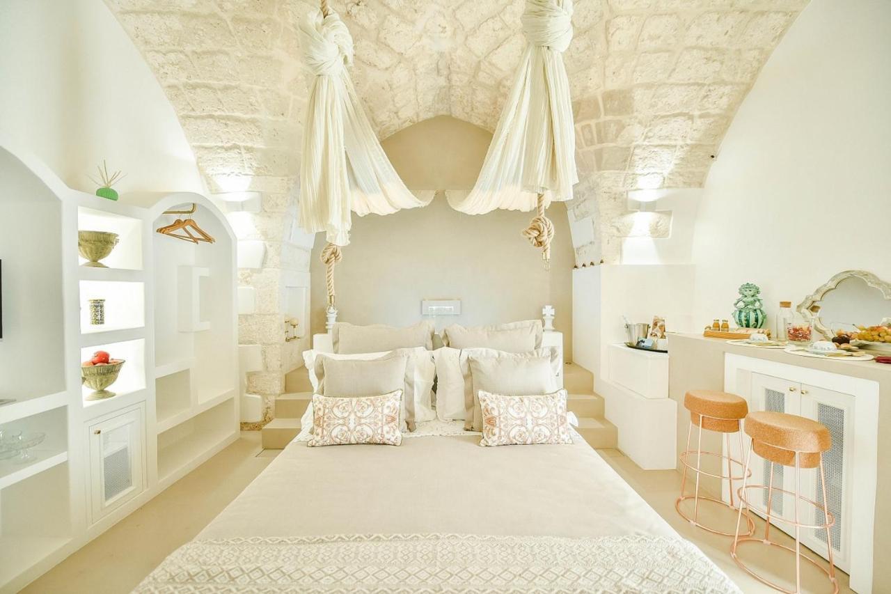 Eurydice Suite With Infinity Jacuzzi Ostuni Zewnętrze zdjęcie
