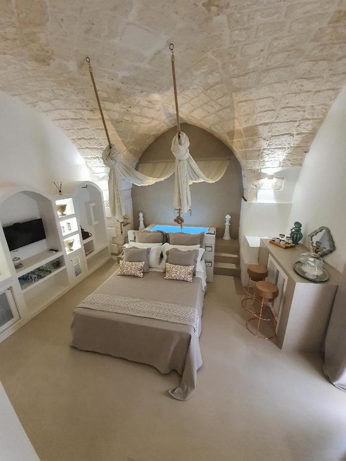 Eurydice Suite With Infinity Jacuzzi Ostuni Zewnętrze zdjęcie