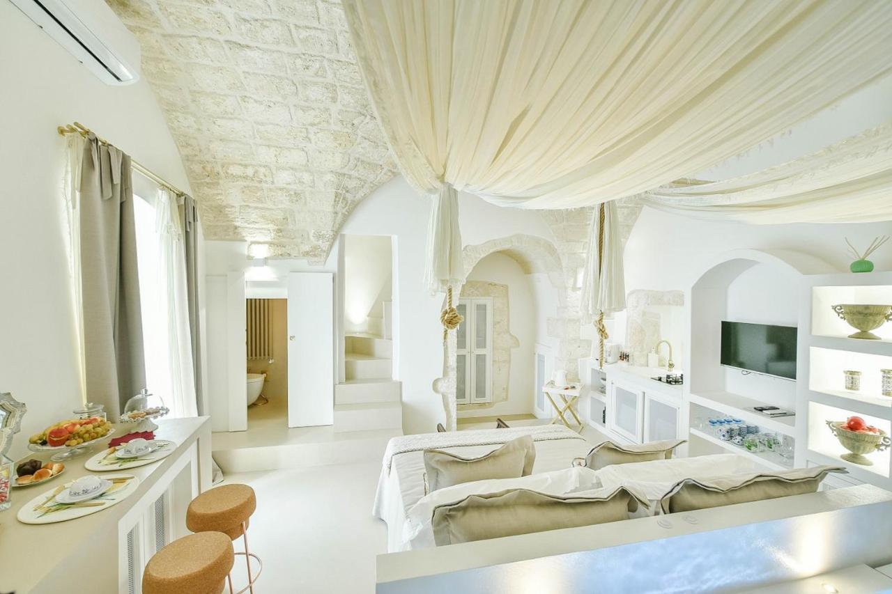 Eurydice Suite With Infinity Jacuzzi Ostuni Zewnętrze zdjęcie